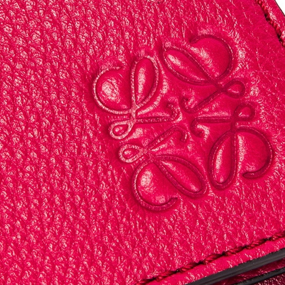 Loewe Raspberry Puzzle Bag - Picture 6 of 11